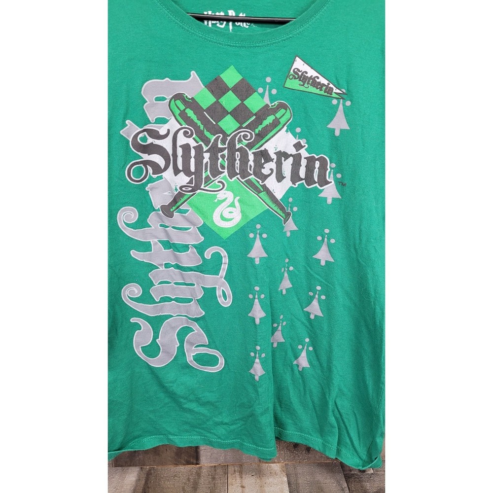 Harry Potter Slytherin Kids Tee Size XL